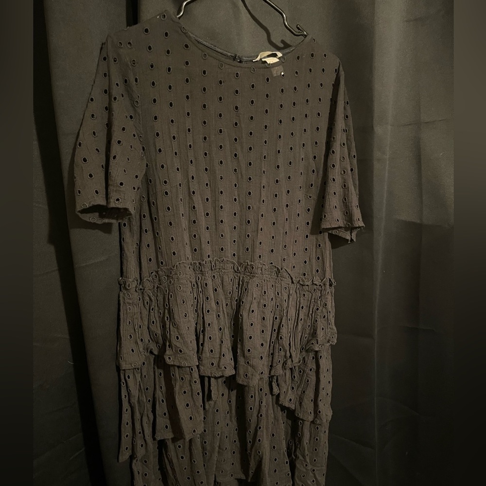 H&M eyelet black dress/ long blouse. Oversized.